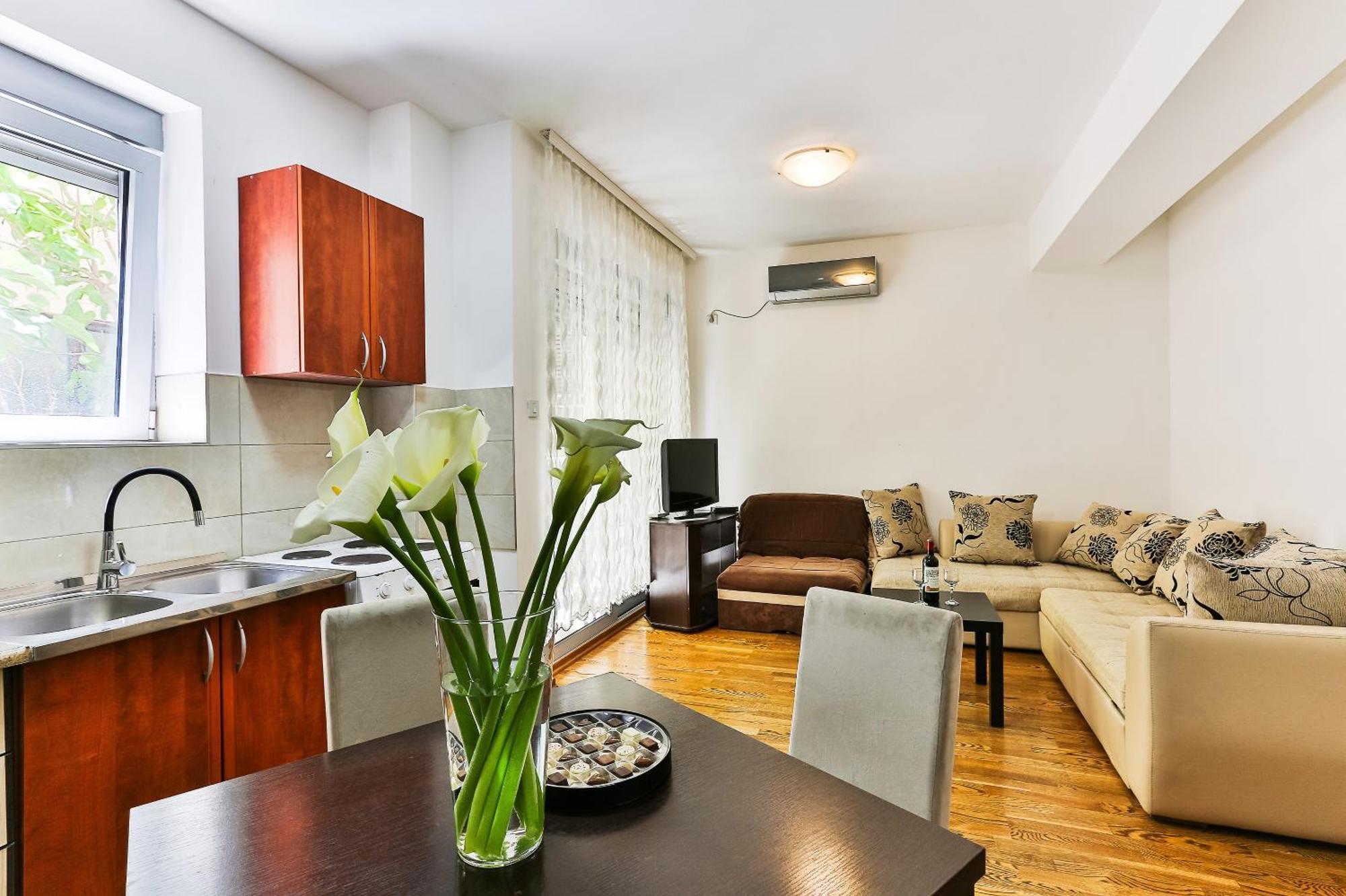 City Montesun Apartments 2 Budva Exterior foto