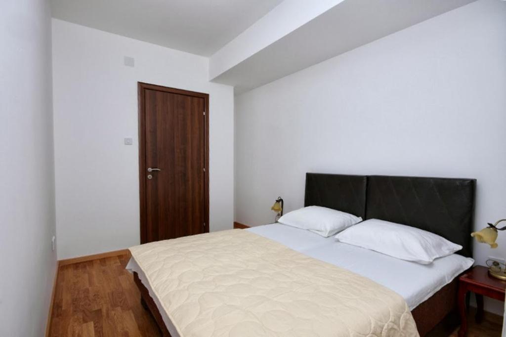 City Montesun Apartments 2 Budva Exterior foto