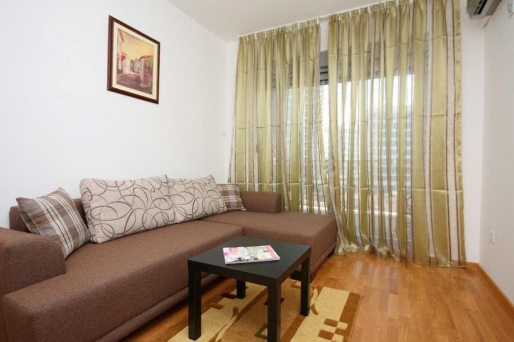 City Montesun Apartments 2 Budva Exterior foto
